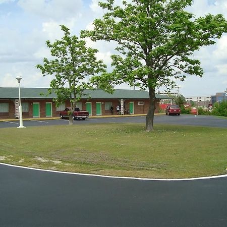 Town House Motel Tupelo Dış mekan fotoğraf
