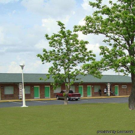 Town House Motel Tupelo Dış mekan fotoğraf